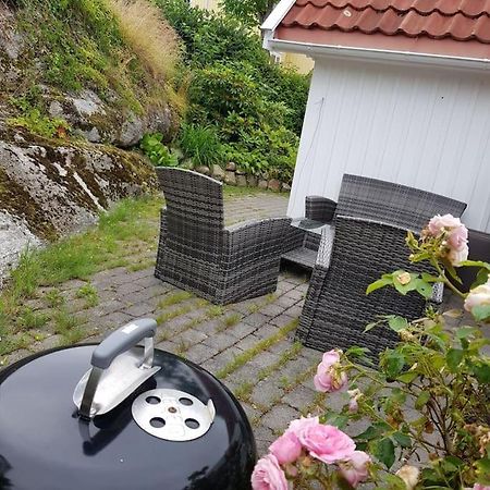 Ferienwohnung Lys Og Lettstelt Leilighet Med Utsikt Over Byen Sandefjord Exterior foto